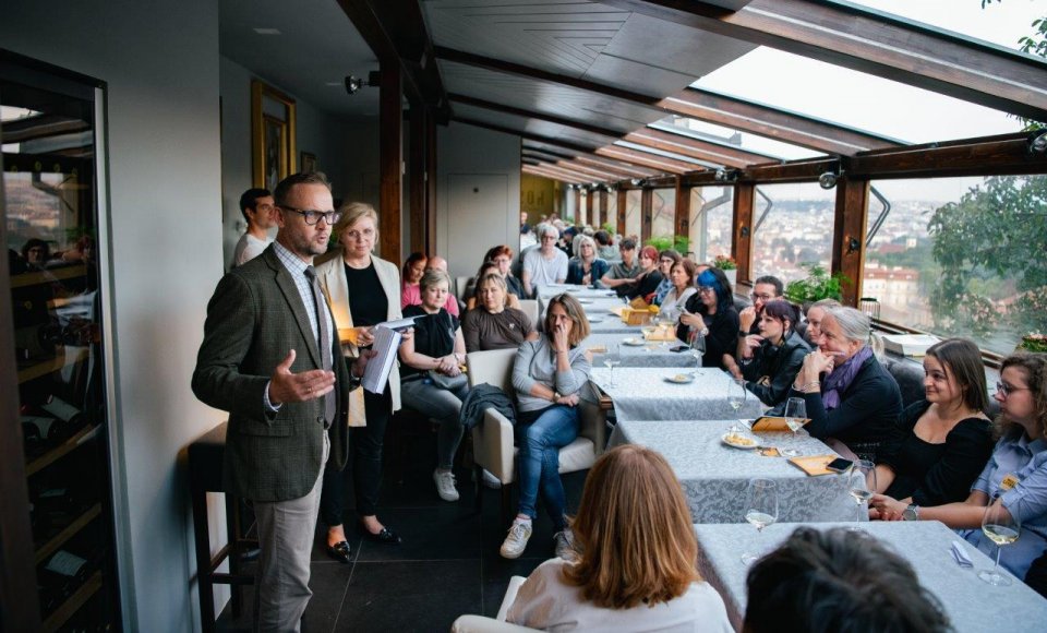 Over 350 Guests Attend Reading of G. Kanovičius’ "Shtetl Romance" at Prague’s...