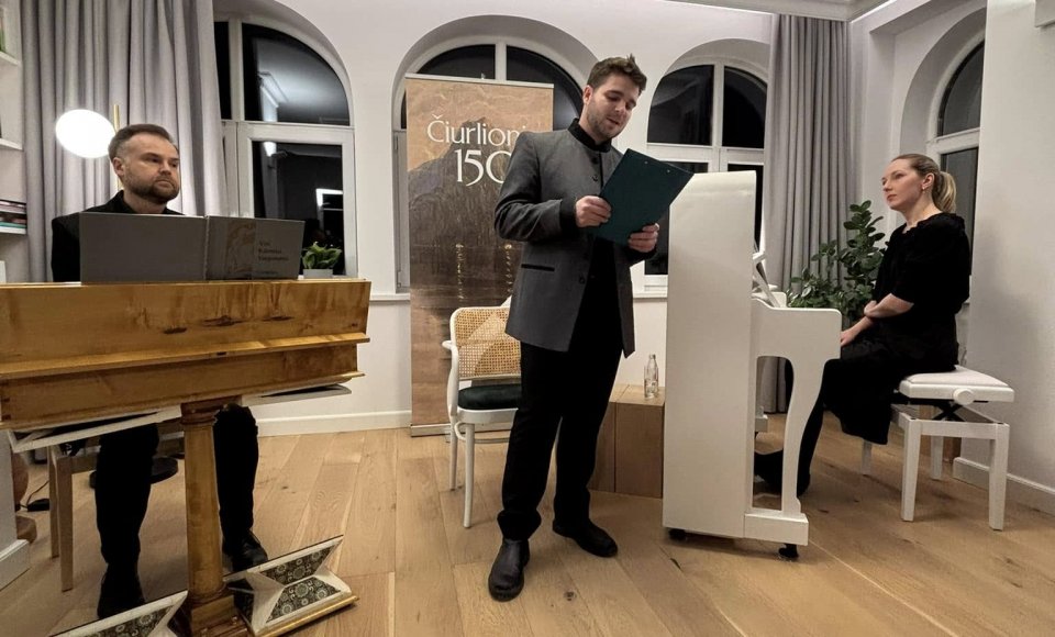 Ambasada Prahoje pakvietė minėti Vasario 16-ąją ir Kovo 11-ąją su Čiurlionio laiškais ir muzika